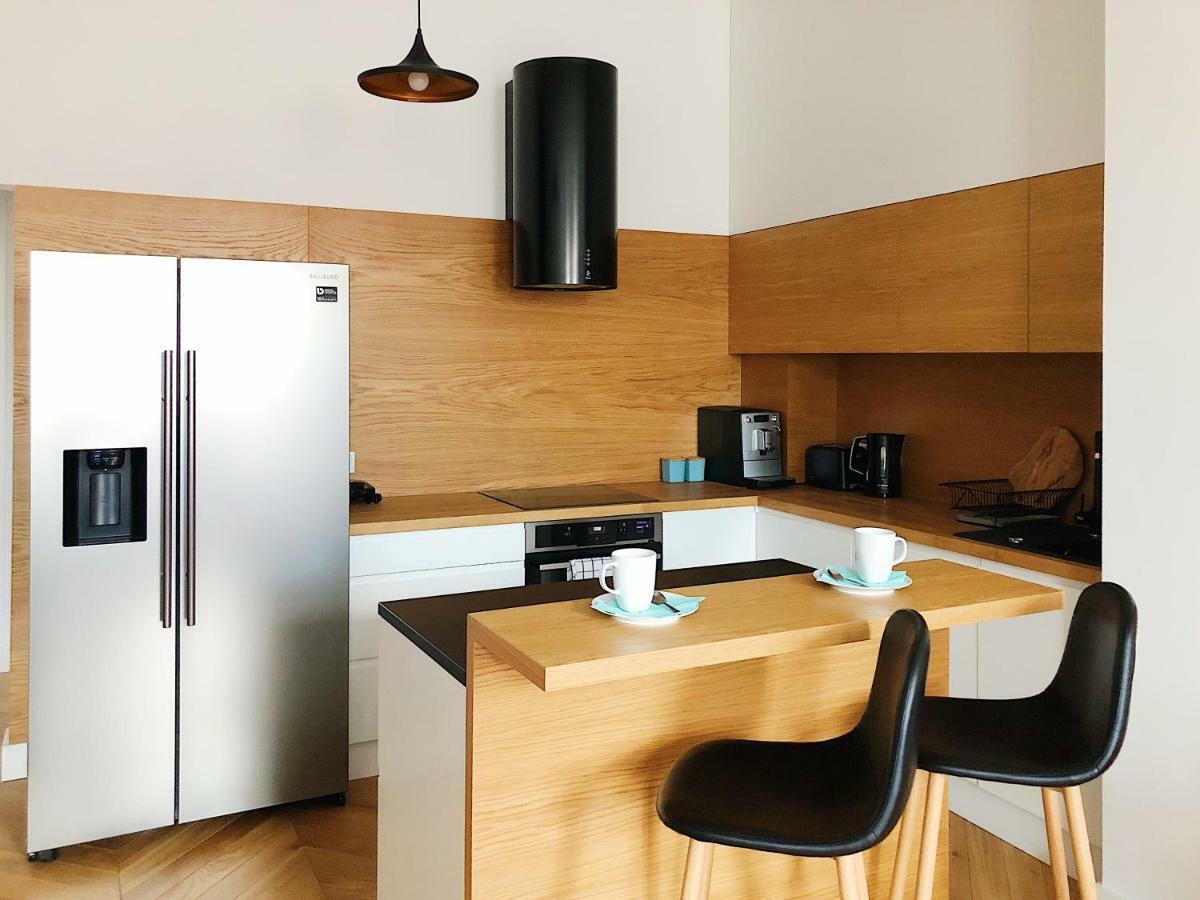 Tcf Home - Big Apartment With Free Garage Krakow Bagian luar foto